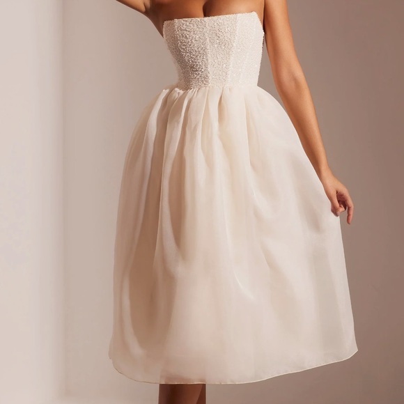 Bridal Teacup Dress - Picture 2 of 9